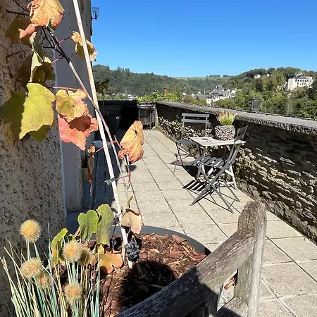 La Des Hauts Chenes
